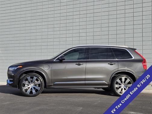 2025 Volvo XC90 Plug-In Hybrid T8 Ultra 7-Seater