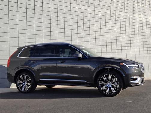 2025 Volvo XC90 Plug-In Hybrid T8 Ultra 7-Seater