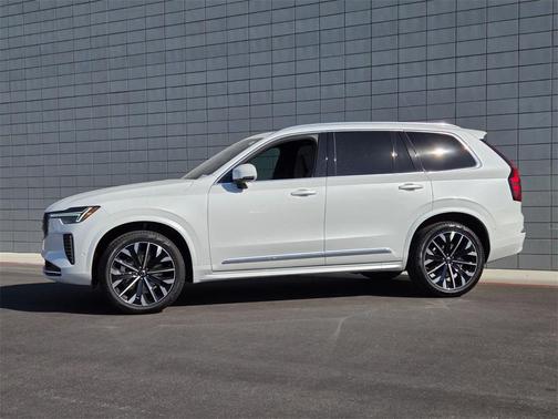 2026 Volvo XC90 B6 Plus 7-Seater
