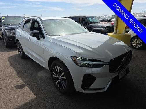 2025 Volvo XC60 B5 Core
