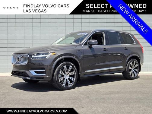 Platinum Gray Metallic 2024 Volvo XC90 Recharge Plug-In Hybrid T8 Ultimate Bright Theme 7-Seater