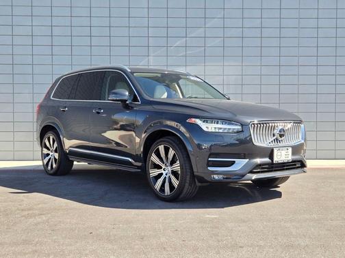 Gray Metallic 2021 Volvo XC90 T6 Inscription 7 Passenger