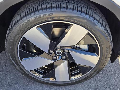 2023 Volvo C40 Recharge Pure Electric Twin Ultimate