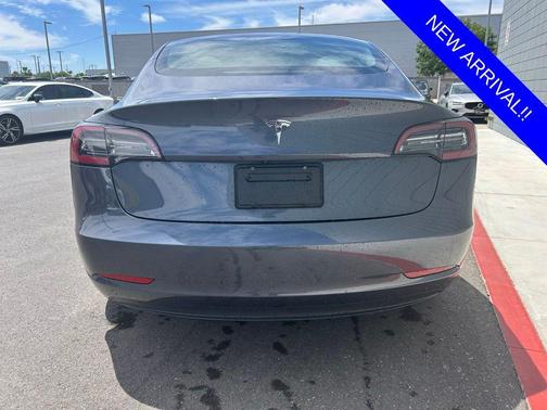 Midnight Silver Metallic 2023 Tesla Model 3 Base
