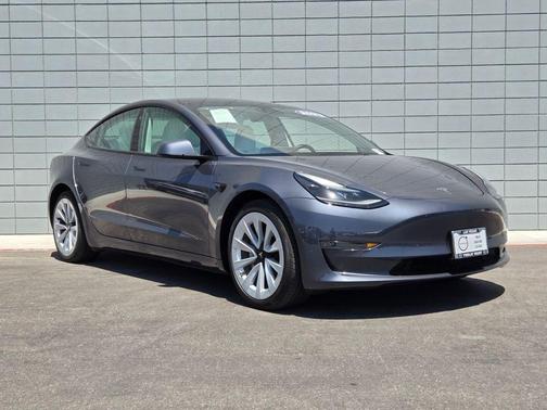 Midnight Silver Metallic 2023 Tesla Model 3 Base
