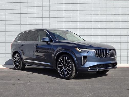 2025 Volvo XC90 B6 Ultra