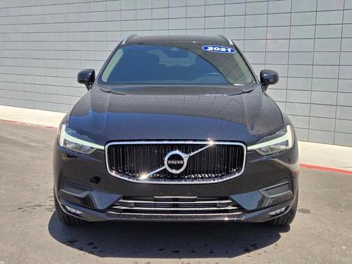 2021 Volvo XC60 T6 Momentum