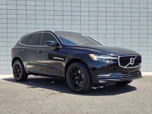 2021 Volvo XC60 T6 Momentum