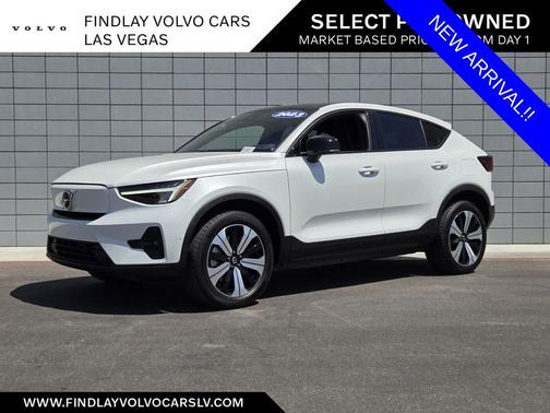 Crystal White Metallic 2023 Volvo C40 Recharge Pure Electric Twin Plus