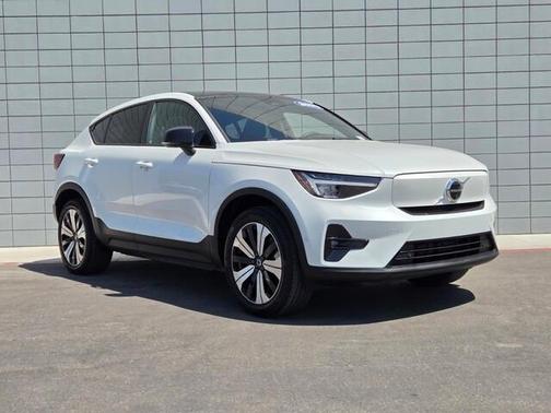 Crystal White Metallic 2023 Volvo C40 Recharge Pure Electric Twin Plus