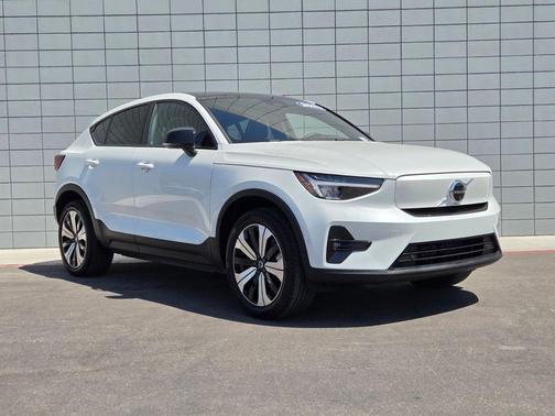 Crystal White Metallic 2023 Volvo C40 Recharge Pure Electric Twin Plus