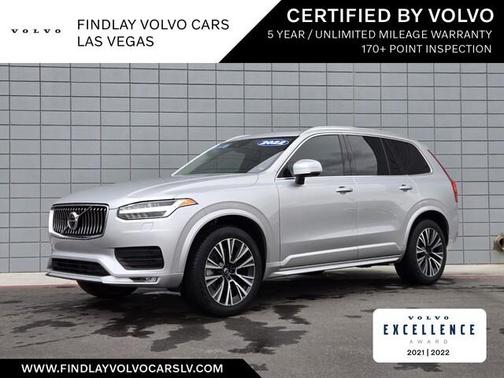 2022 Volvo XC90 T6 Momentum 7 Passenger