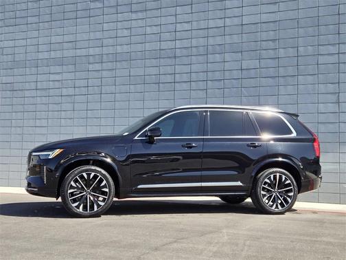 2025 Volvo XC90 Plug-In Hybrid T8 Plus 7-Seater