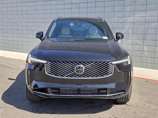 2025 Volvo XC90 Plug-In Hybrid T8 Plus 7-Seater