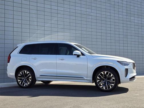 2025 Volvo XC90 Plug-In Hybrid T8 Plus 7-Seater
