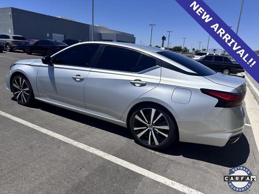 2021 Nissan Altima 2.5 SR