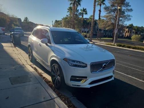 2024 Volvo XC90 B6 Ultimate Bright Theme 7-Seater