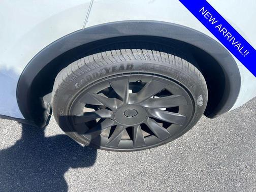 Pearl White Multi 2021 Tesla Model Y Long Range