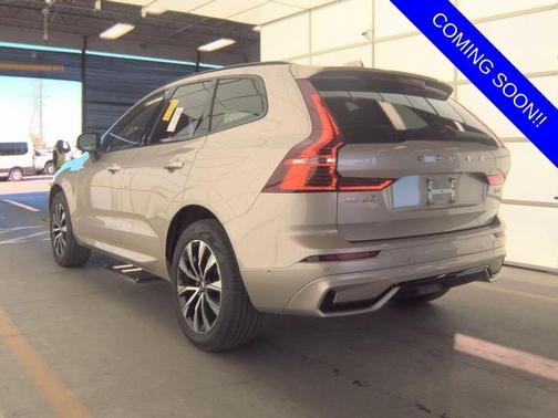 2025 Volvo XC60 B5 Plus