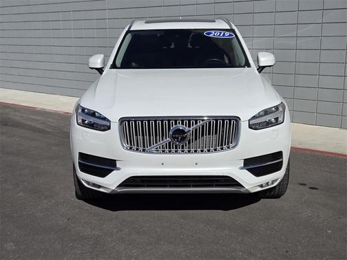 2019 Volvo XC90 T6 Inscription