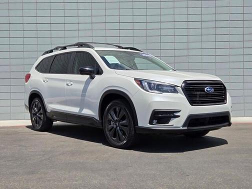 Crystal White Pearl 2022 Subaru Ascent Onyx Edition