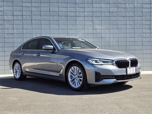 2022 BMW 530 i