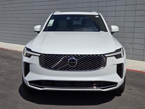 2025 Volvo XC90 Plug-In Hybrid T8 Plus 7-Seater