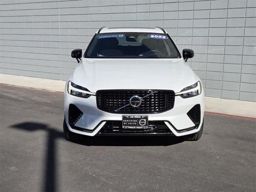 2022 Volvo XC60 Recharge Plug-In Hybrid T8 R-Design