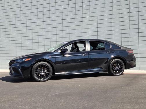 2022 Toyota Camry SE Nightshade