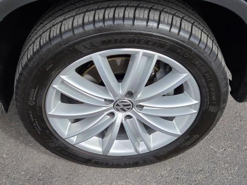 2015 Volkswagen Tiguan 4MOTION Auto SE