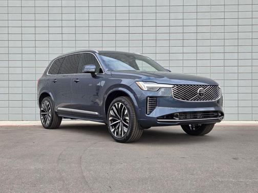 2026 Volvo XC90 B6 Plus 7-Seater