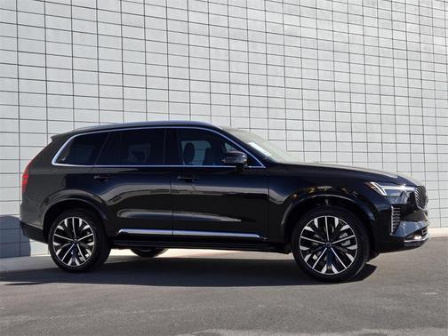 2025 Volvo XC90 Plug-In Hybrid T8 Plus 7-Seater