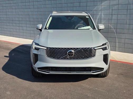 2026 Volvo XC90 B5 Plus 7-Seater