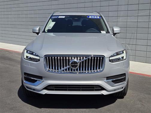 2025 Volvo XC90 B6 Plus 6-Seater