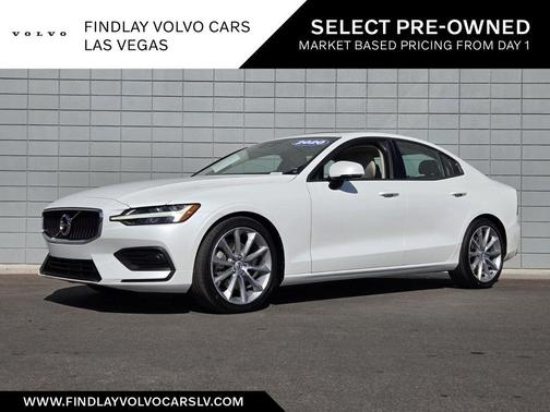 2020 Volvo S60 T5 Momentum