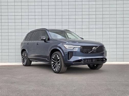 2026 Volvo XC90 B6 Ultra Dark Theme 7-Seater