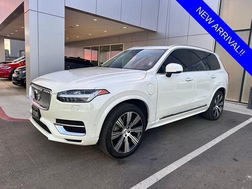 2021 Volvo XC90 Recharge Plug-In Hybrid T8 Inscription 7 Passenger