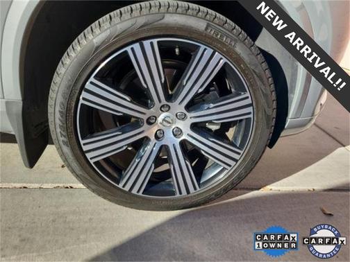 2024 Volvo XC90 B5 Plus Bright Theme