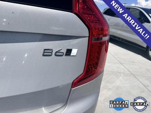 2023 Volvo XC90 B6 Ultimate 7-Seater