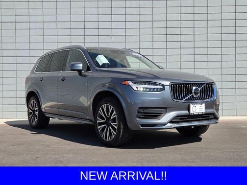2020 Volvo XC90 Hybrid T8 Momentum 6 Passenger