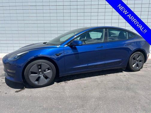 Deep Blue Metallic 2023 Tesla Model 3 Base