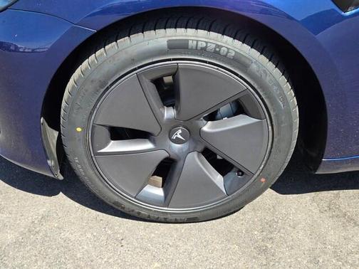Deep Blue Metallic 2023 Tesla Model 3 Base