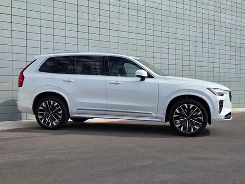 2026 Volvo XC90 Plug-In Hybrid T8 Plus 6-Seater