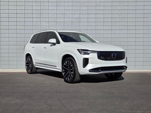 2026 Volvo XC90 B5 Plus 7-Seater