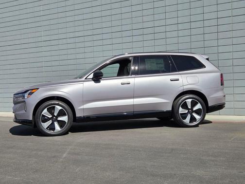 Aurora Blue 2026 Volvo EX90