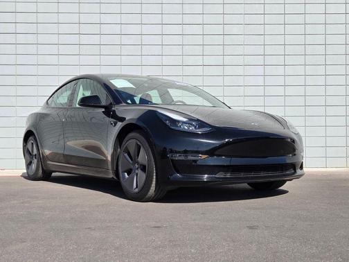 2023 Tesla Model 3 Base