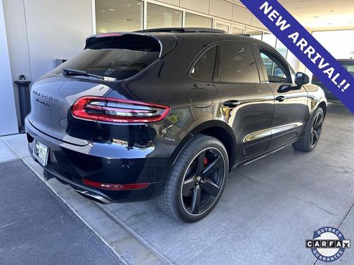 2016 Porsche Macan Turbo