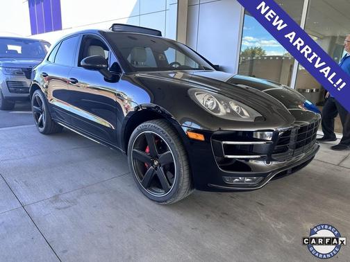 2016 Porsche Macan Turbo