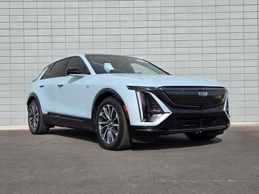 2024 Cadillac LYRIQ Sport