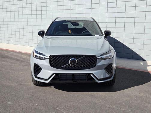 Gray Metallic 2026 Volvo XC60 Plug-In Hybrid T8 Polestar Engineered